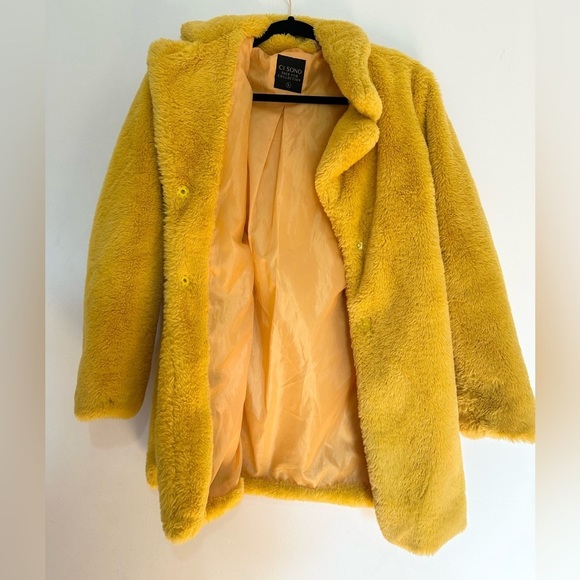 Ci Sono Soft Yellow Faux Fur Jacket size small old money elegant modest winter - Picture 1 of 3